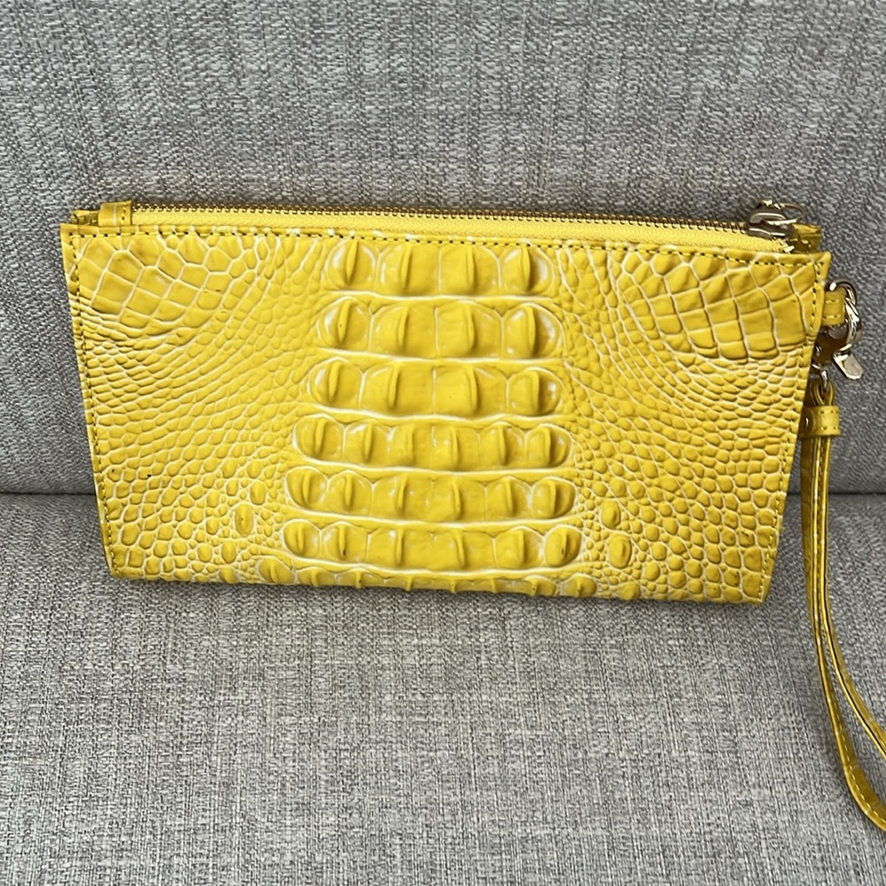 BRAHMIN | MILLIE WRISTLET - Picture 7 of 9